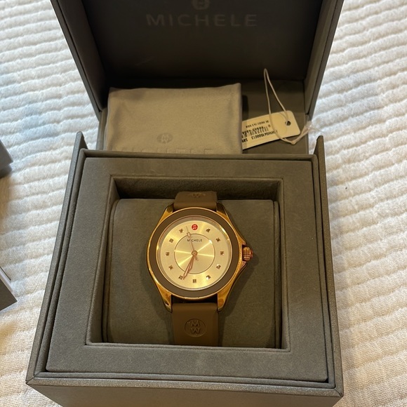 Michele Watch - Picture 3 of 7